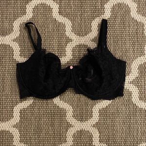 Victoria’s Secret dream angels push-up without padding bra size 38G